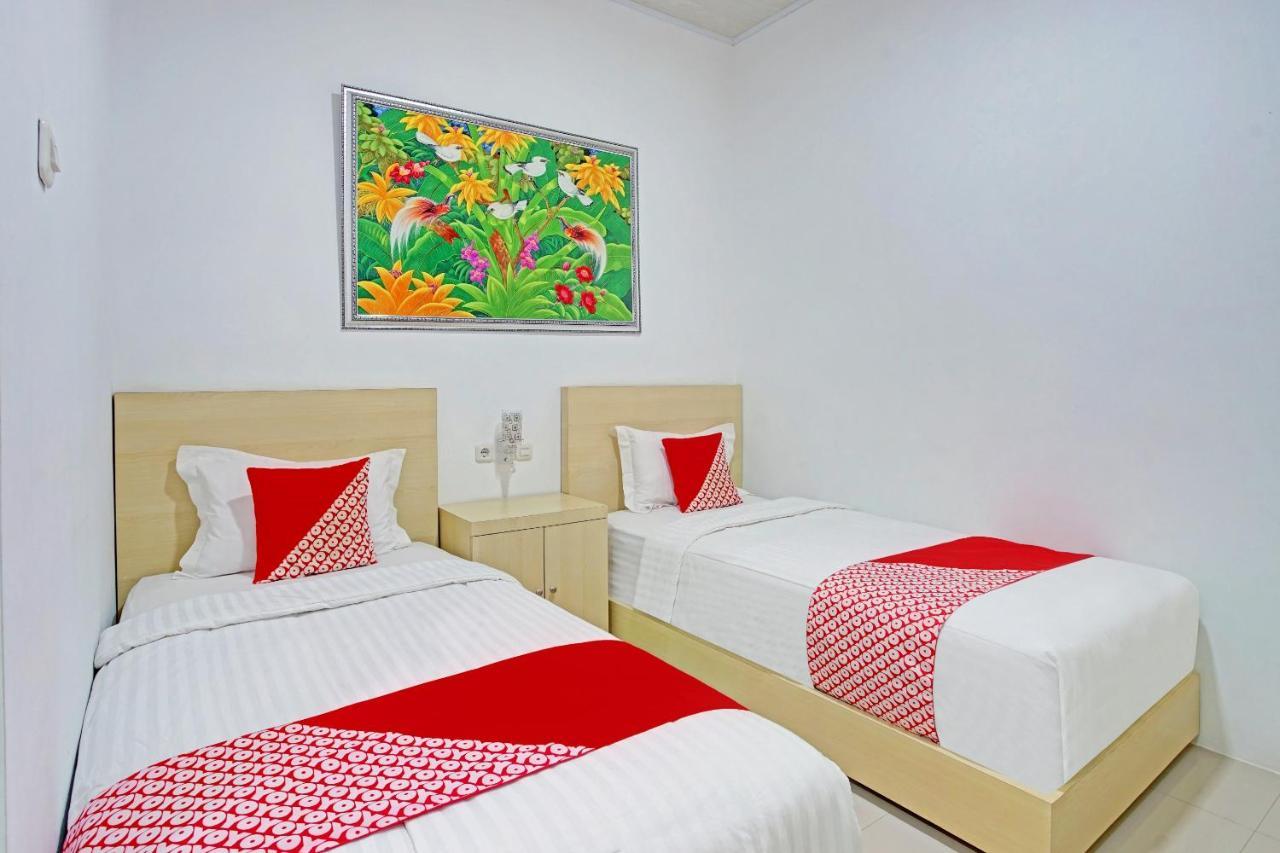 Oyo 90404 Pringombo Homestay 2 Syariah Bandar Lampung Esterno foto