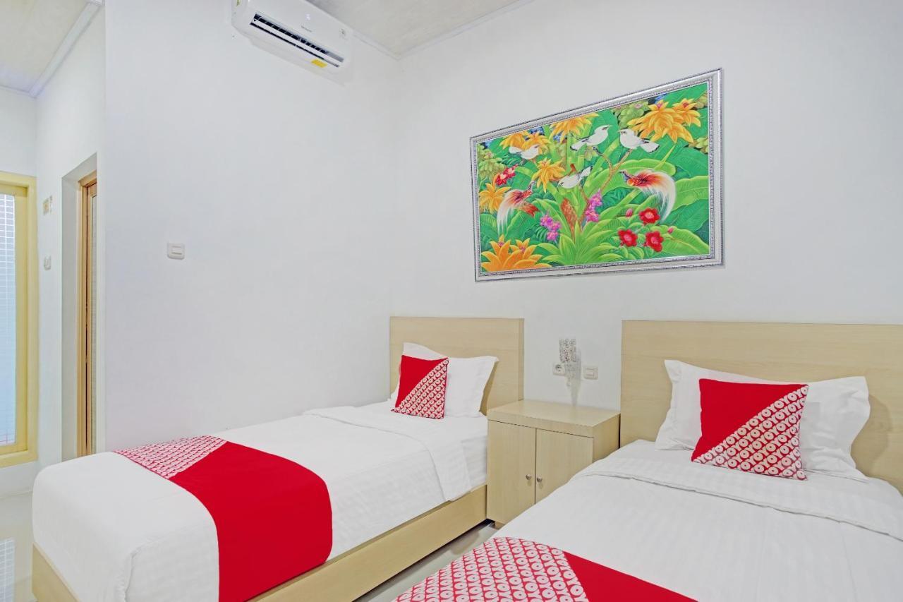 Oyo 90404 Pringombo Homestay 2 Syariah Bandar Lampung Esterno foto