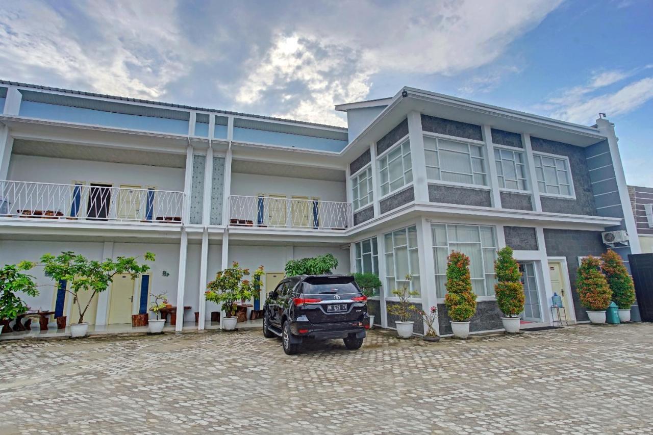 Oyo 90404 Pringombo Homestay 2 Syariah Bandar Lampung Esterno foto